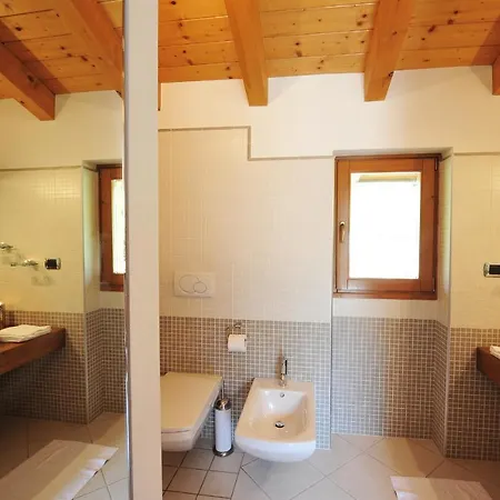 Semesterbostad Sleeps 4 *