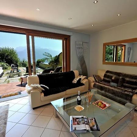 Semesterbostad Sleeps 4